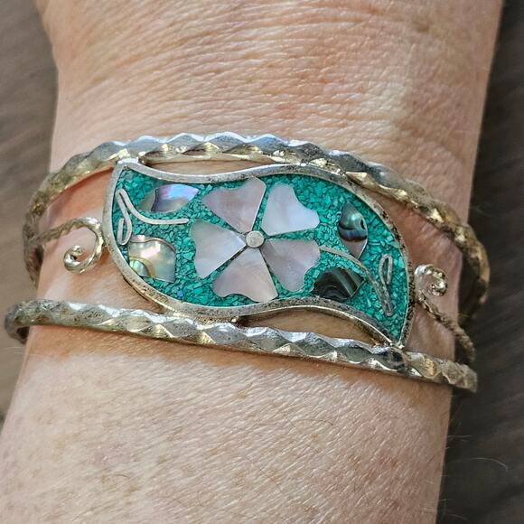 Vintage Alpaca Silver & Turquoise Cuff with Abalone & Mother of Pearl Flower - Picture 9 of 9